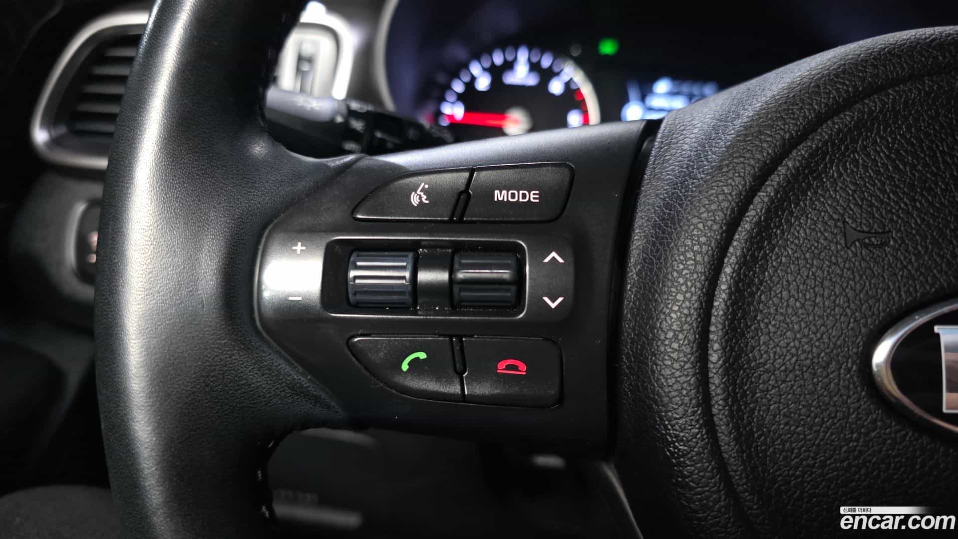 Sorento Kia 2017.7-OPTION-040