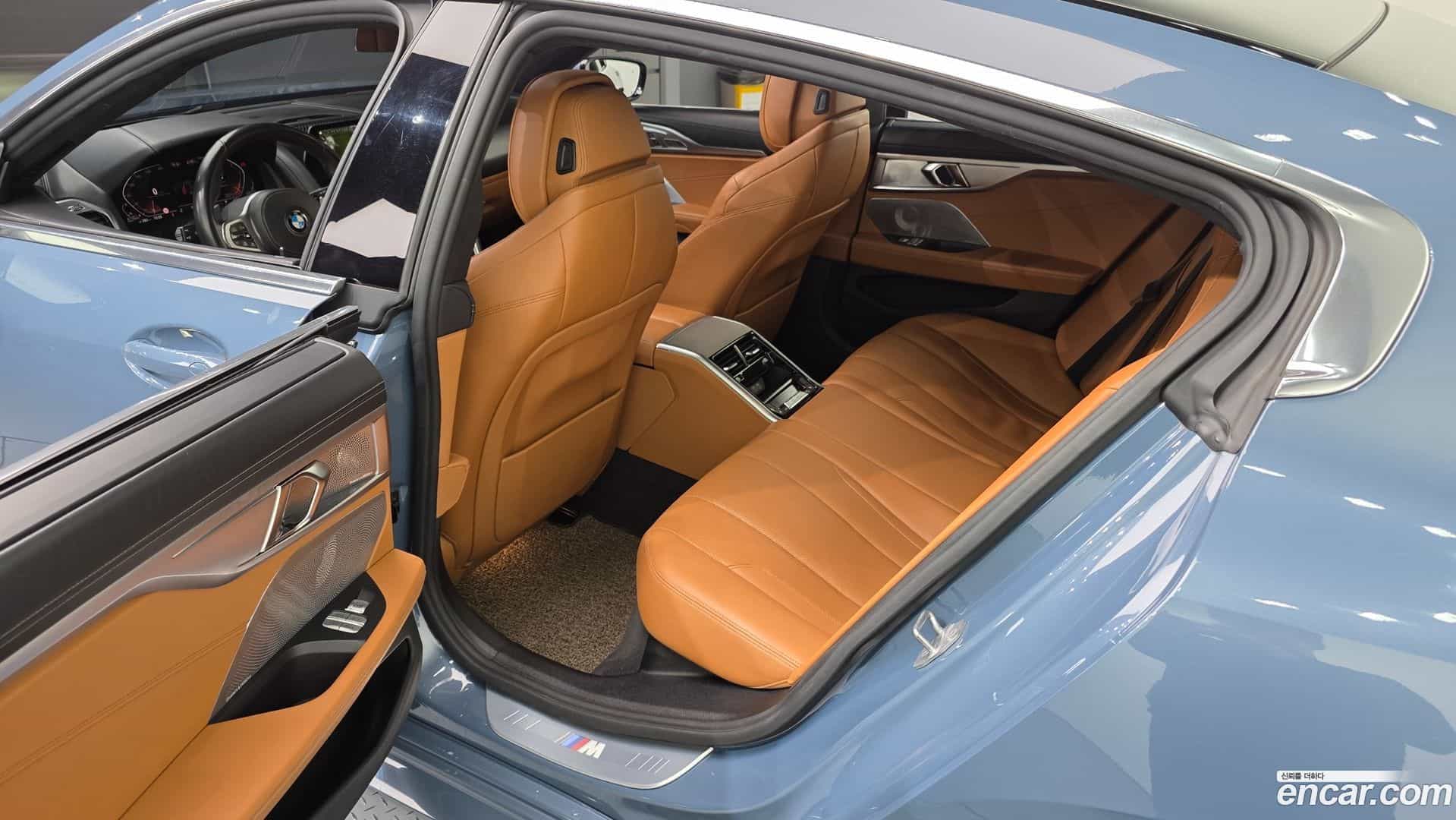 8-Series BMW 2020.4-INNER-036