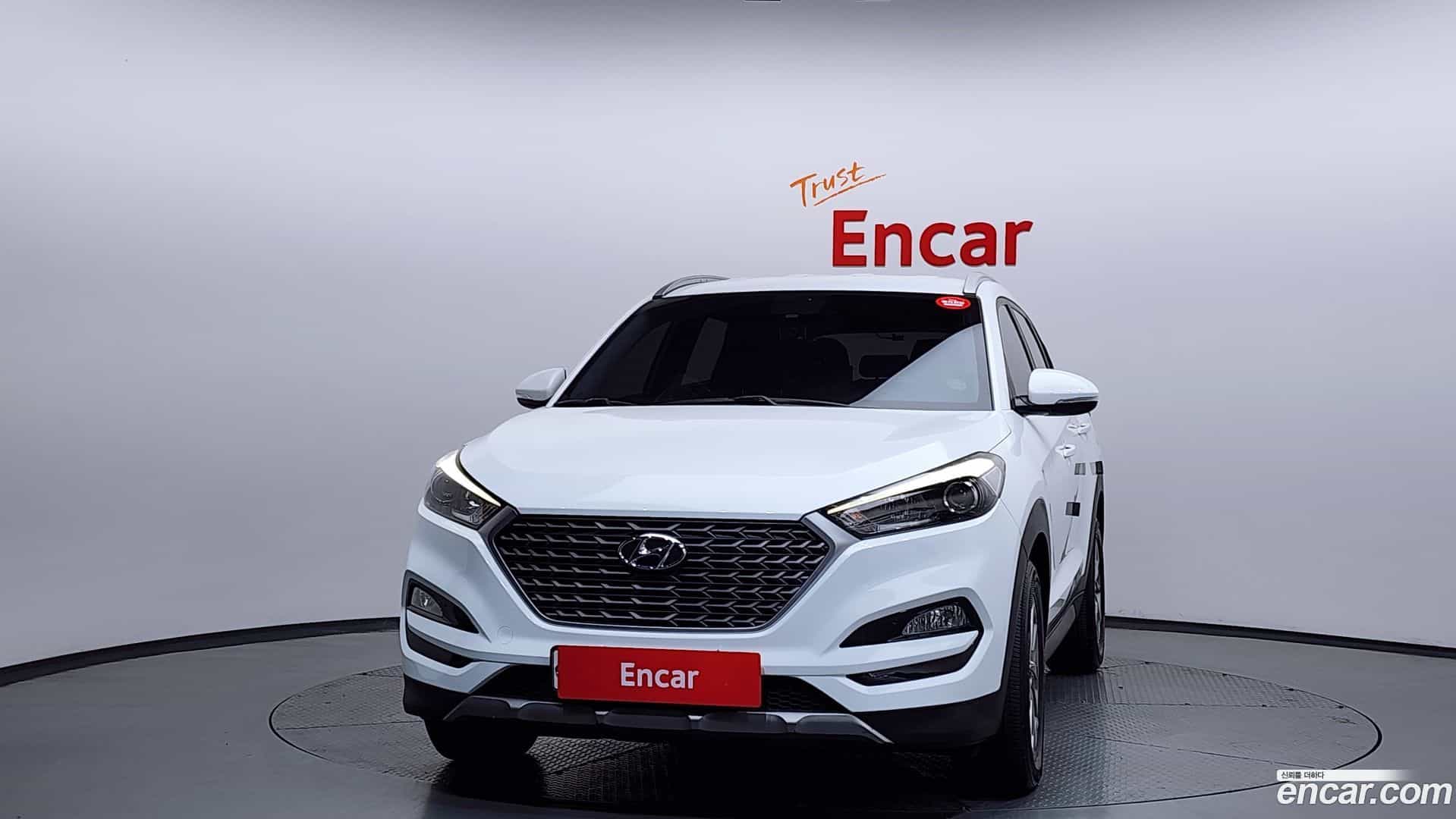 Tucson Hyundai 2016.8-OUTER-003