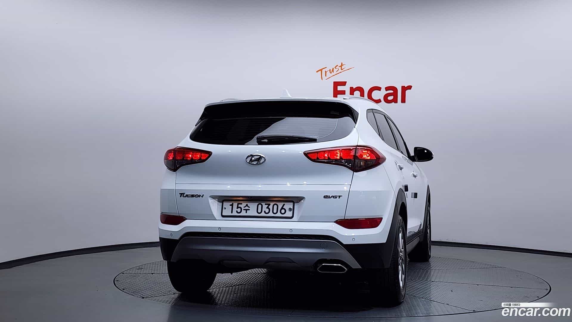 Tucson Hyundai 2016.8-OUTER-004