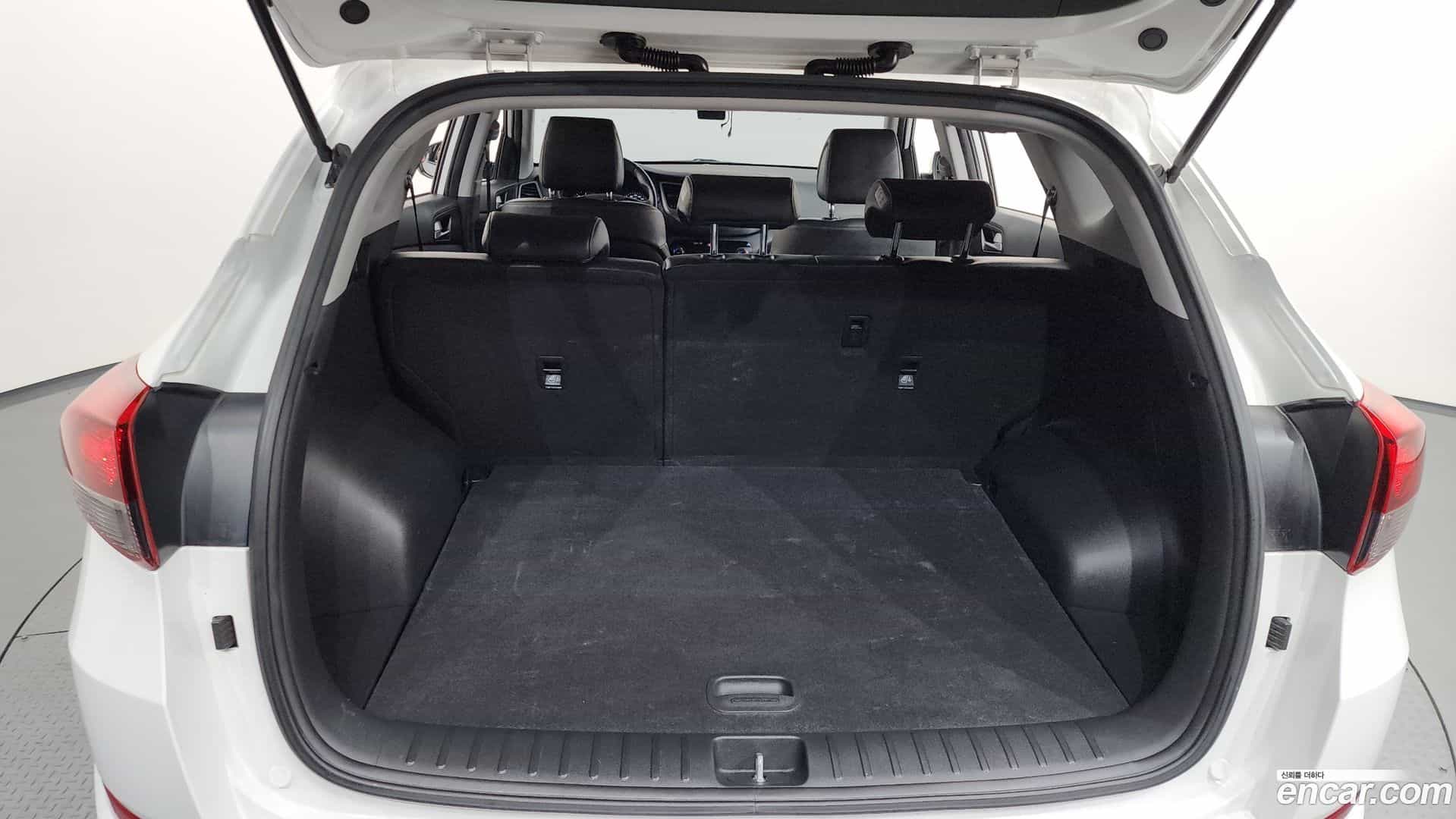 Tucson Hyundai 2016.8-OPTION-023