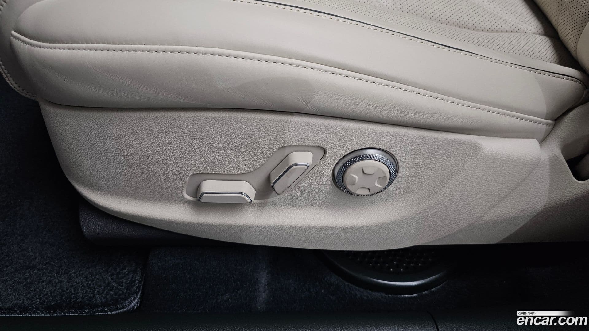 Main__Slider__Photo:GV80 Genesis 2024.3-33