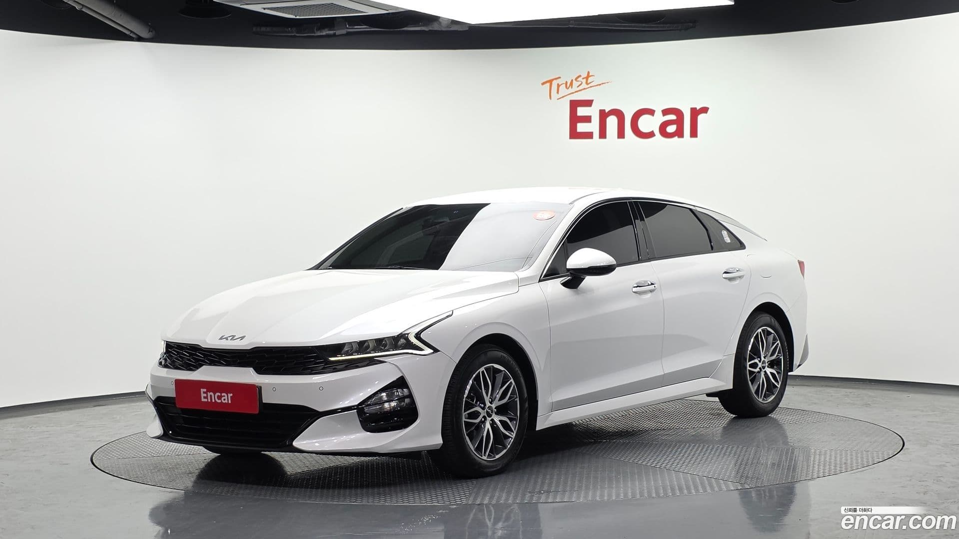 Main__Slider__Photo:K5 Kia 2023.8-0