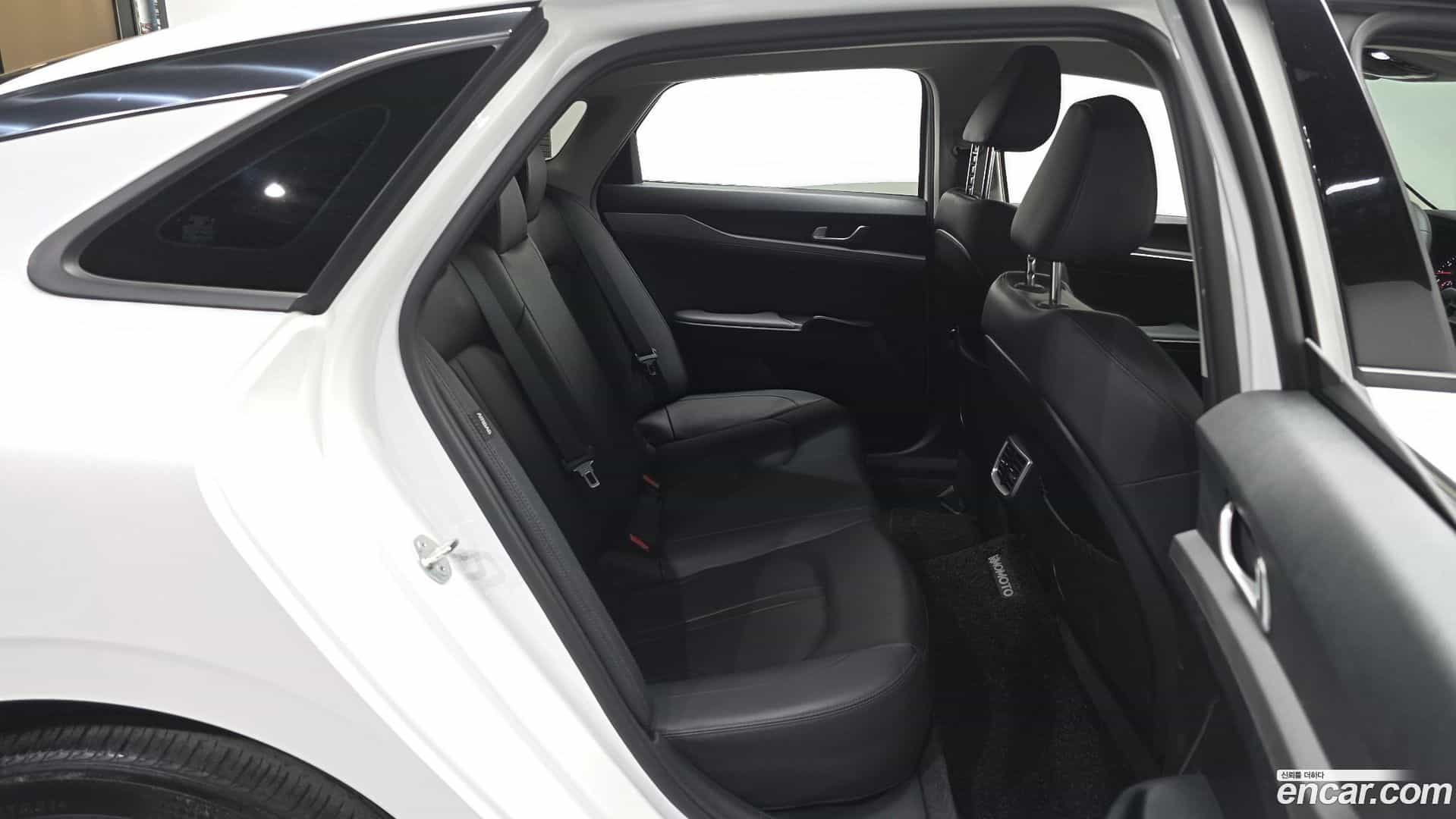K5 Kia 2023.8-OPTION-016