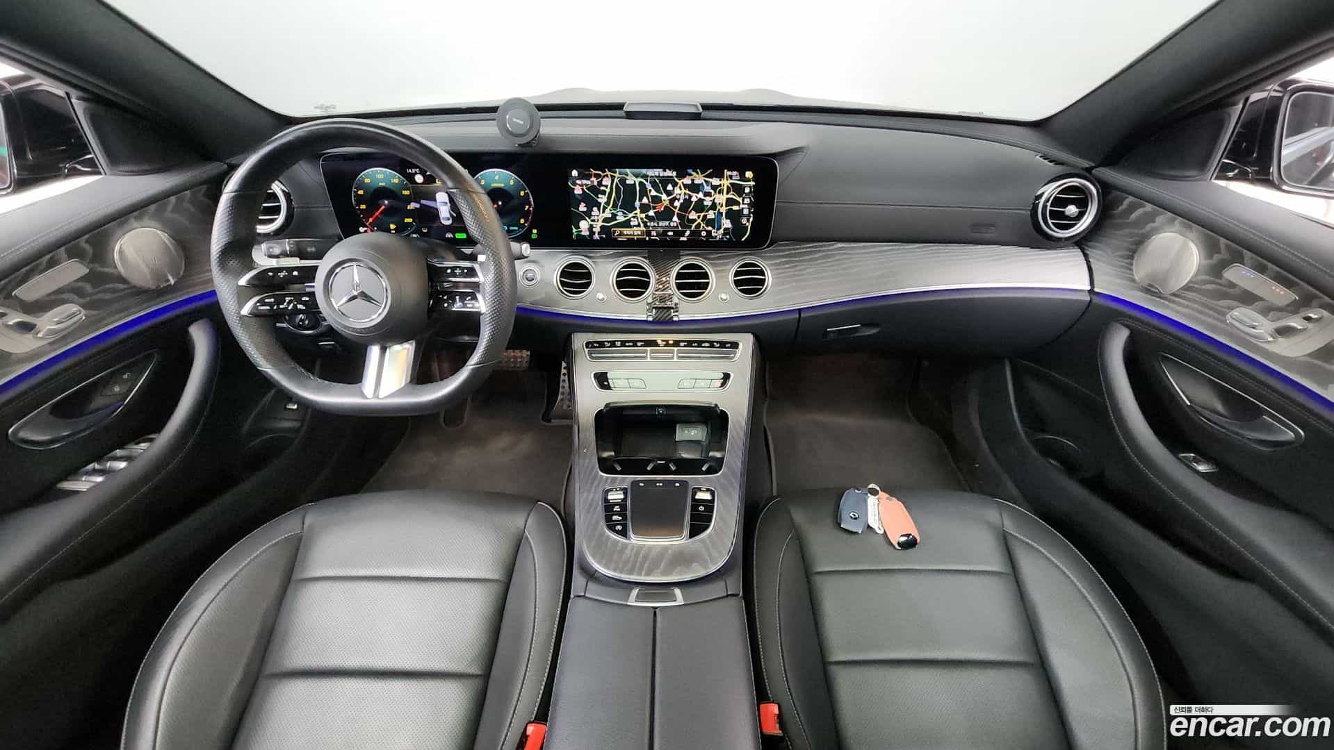 E-Class Mercedes-Benz 2022.9-INNER-007
