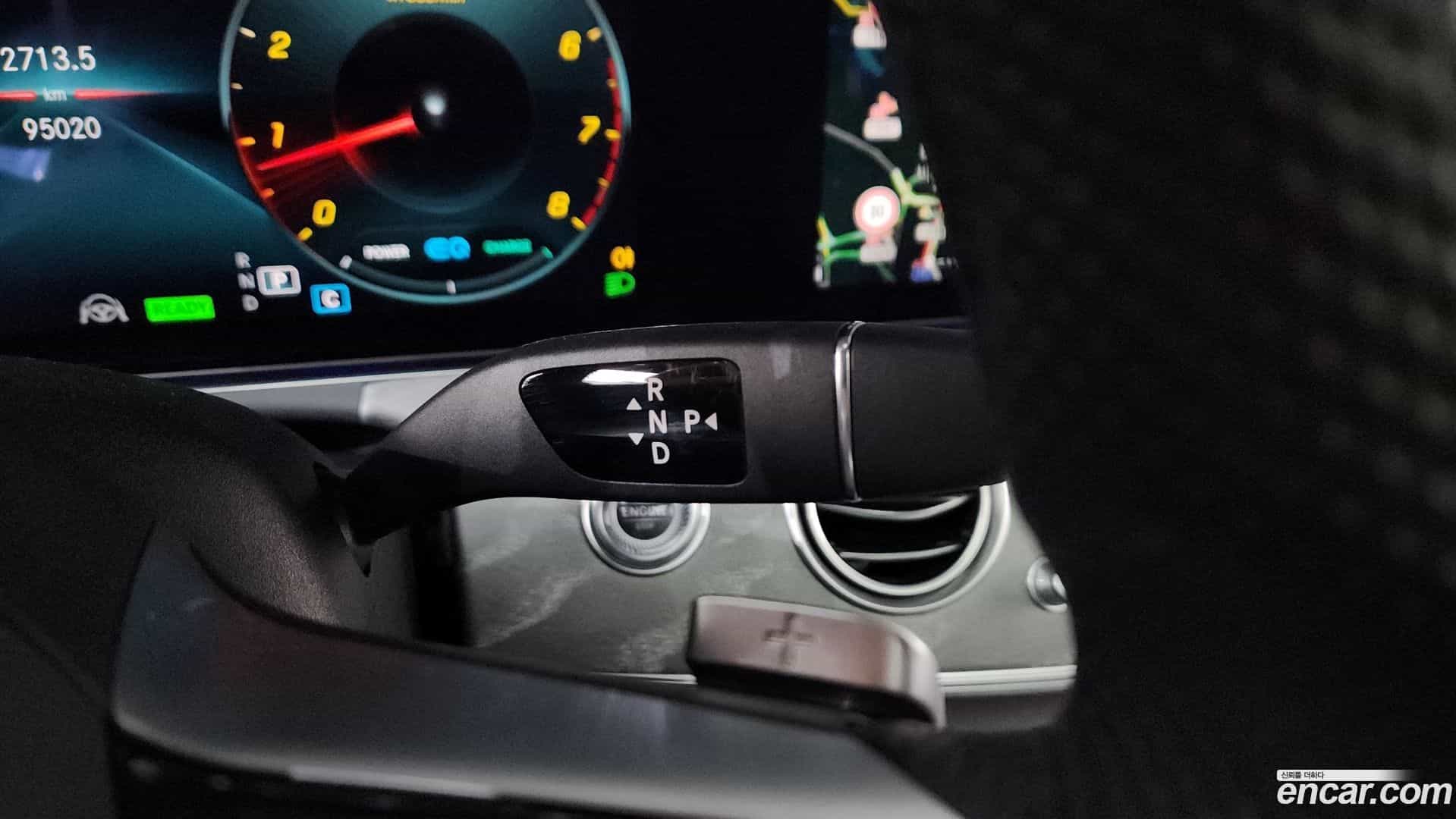 E-Class Mercedes-Benz 2022.9-INNER-009