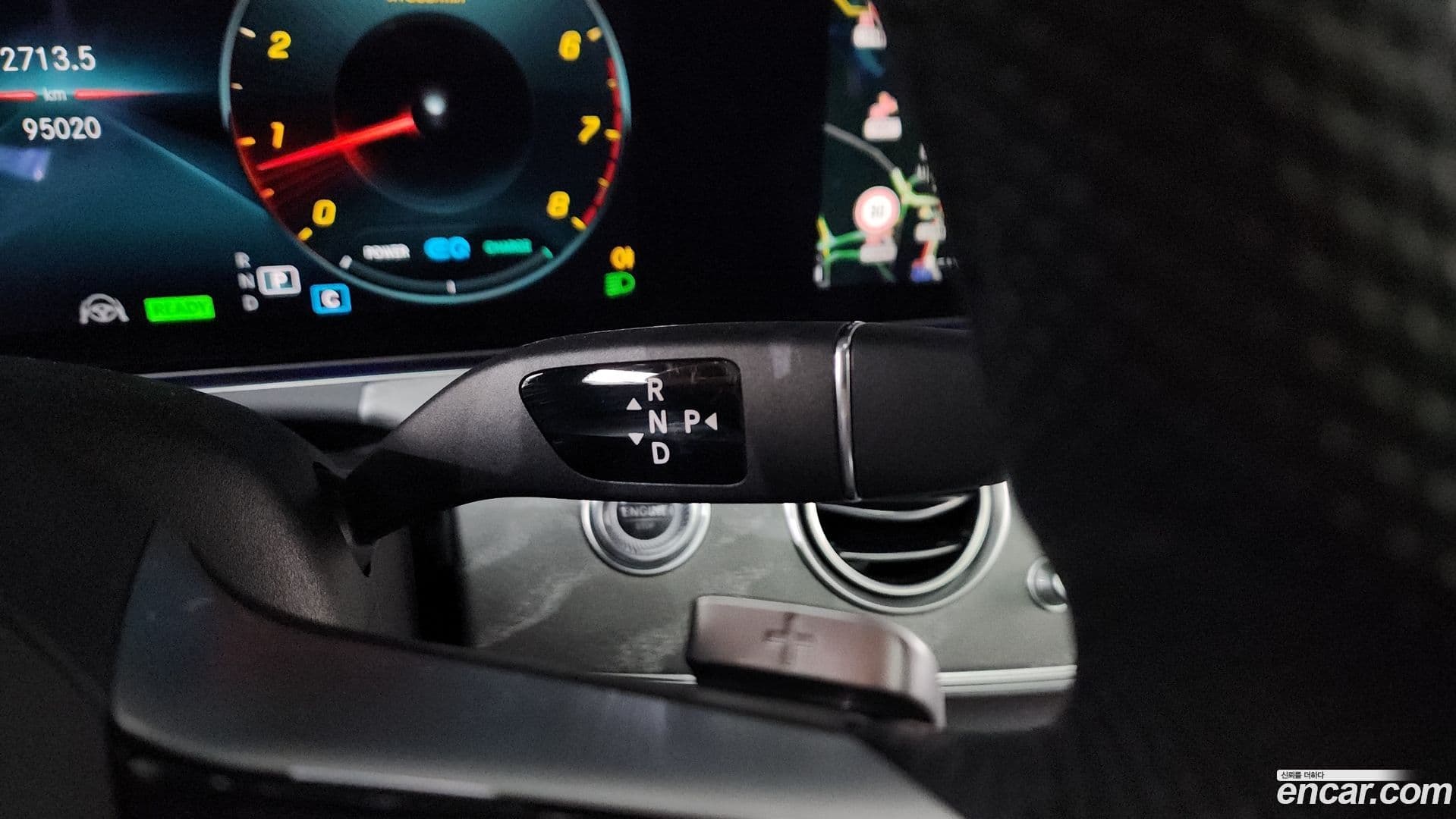 Main__Slider__Photo:E-Class Mercedes-Benz 2022.9-8