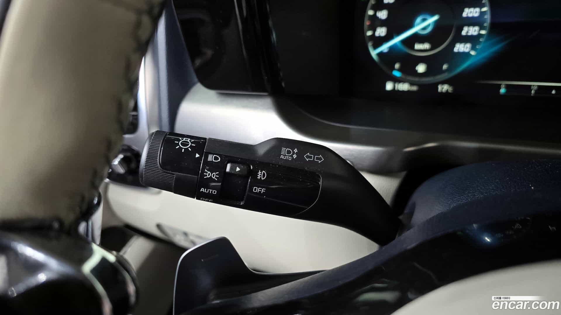 Sorento Kia 2022.3-OPTION-042