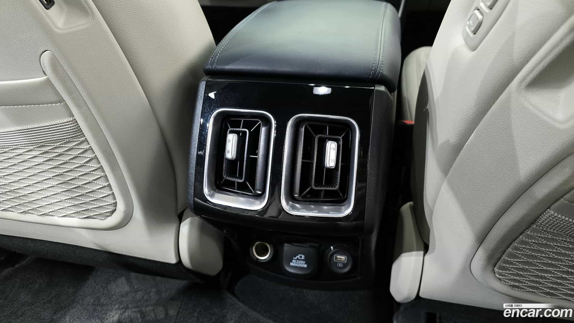 Sorento Kia 2022.3-OPTION-043