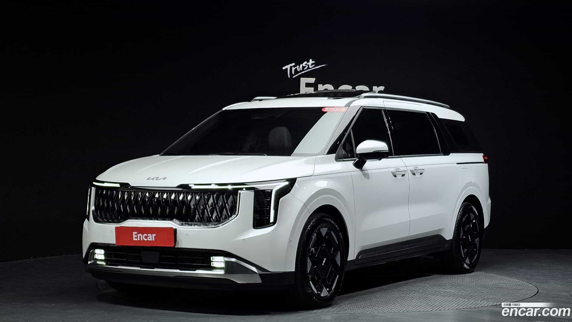 Canival Kia 2024.3-THUMBNAIL-011
