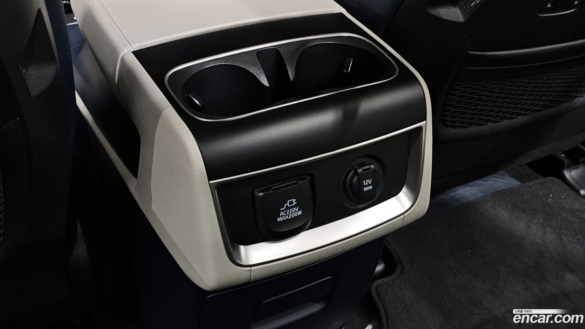 Main__Slider__Photo:Canival Kia 2024.3-26