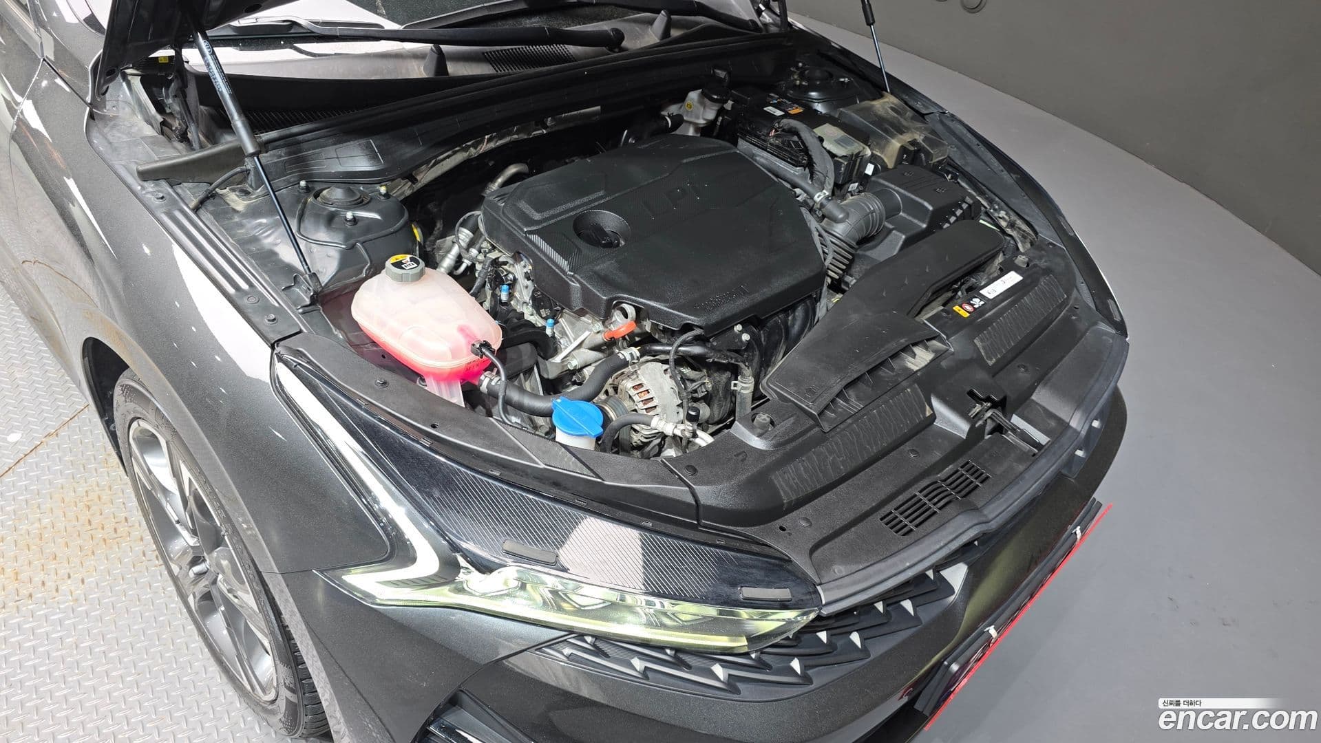 Main__Slider__Photo:K5 Kia 2023.1-5