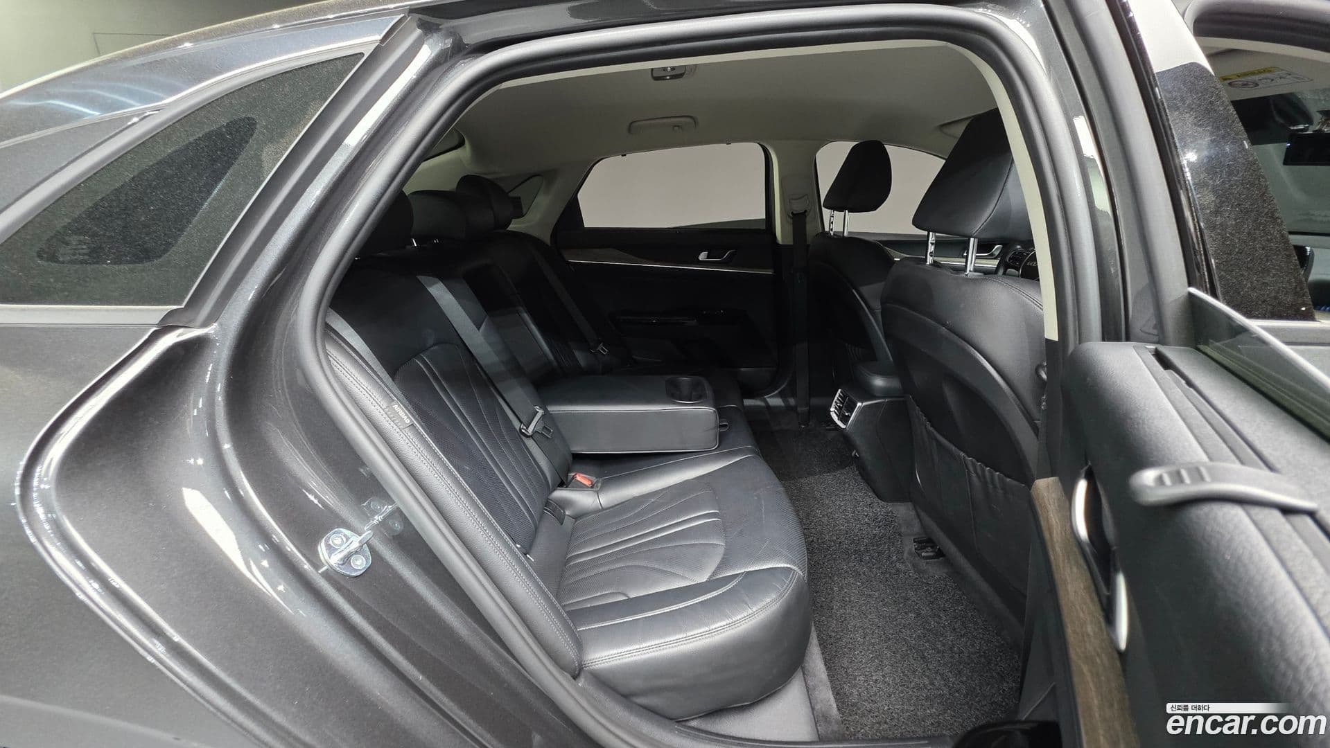 Main__Slider__Photo:K5 Kia 2023.1-18