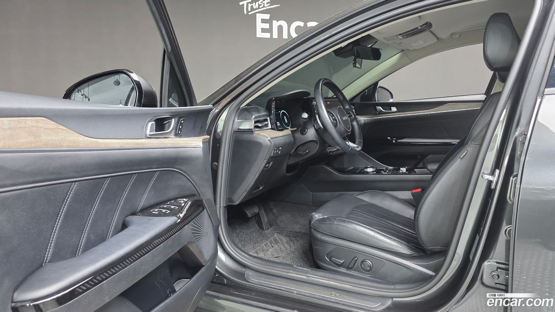 Main__Slider__Photo:K5 Kia 2023.1-25