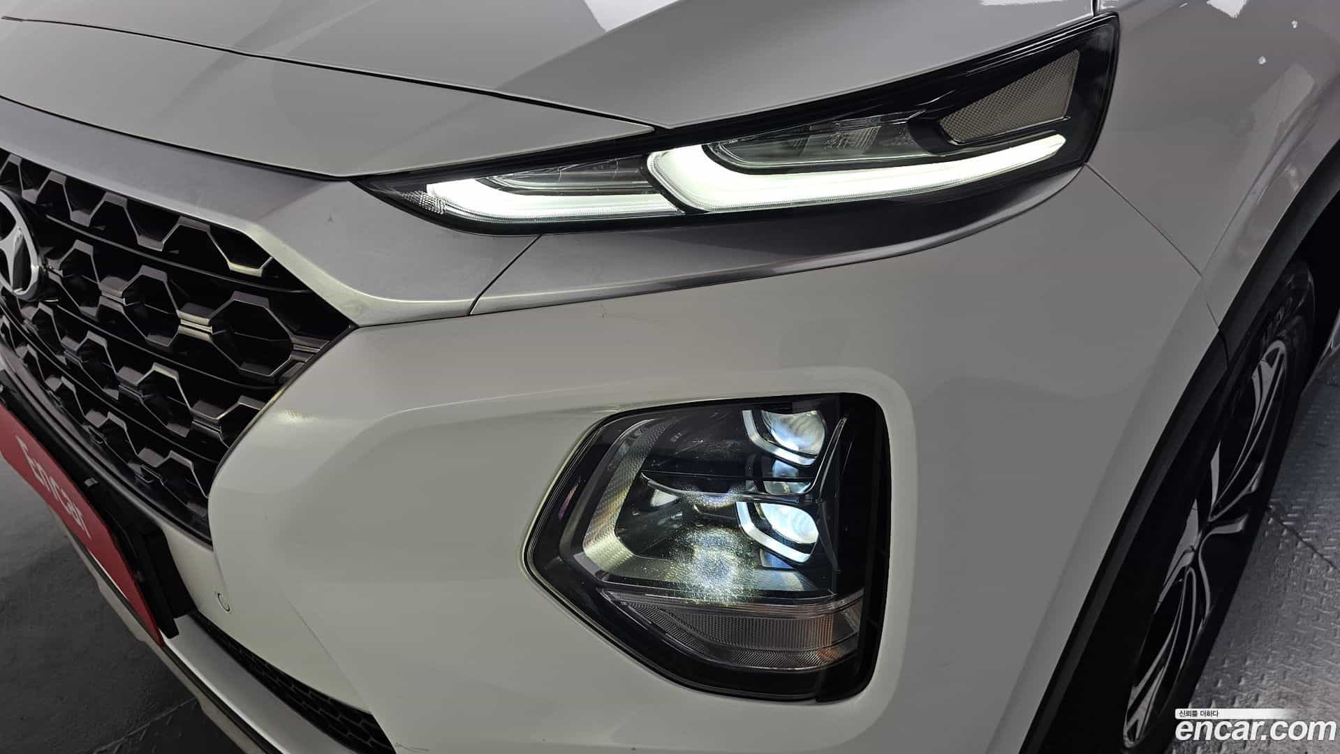 Santafe Hyundai 2019.10-OUTER-032