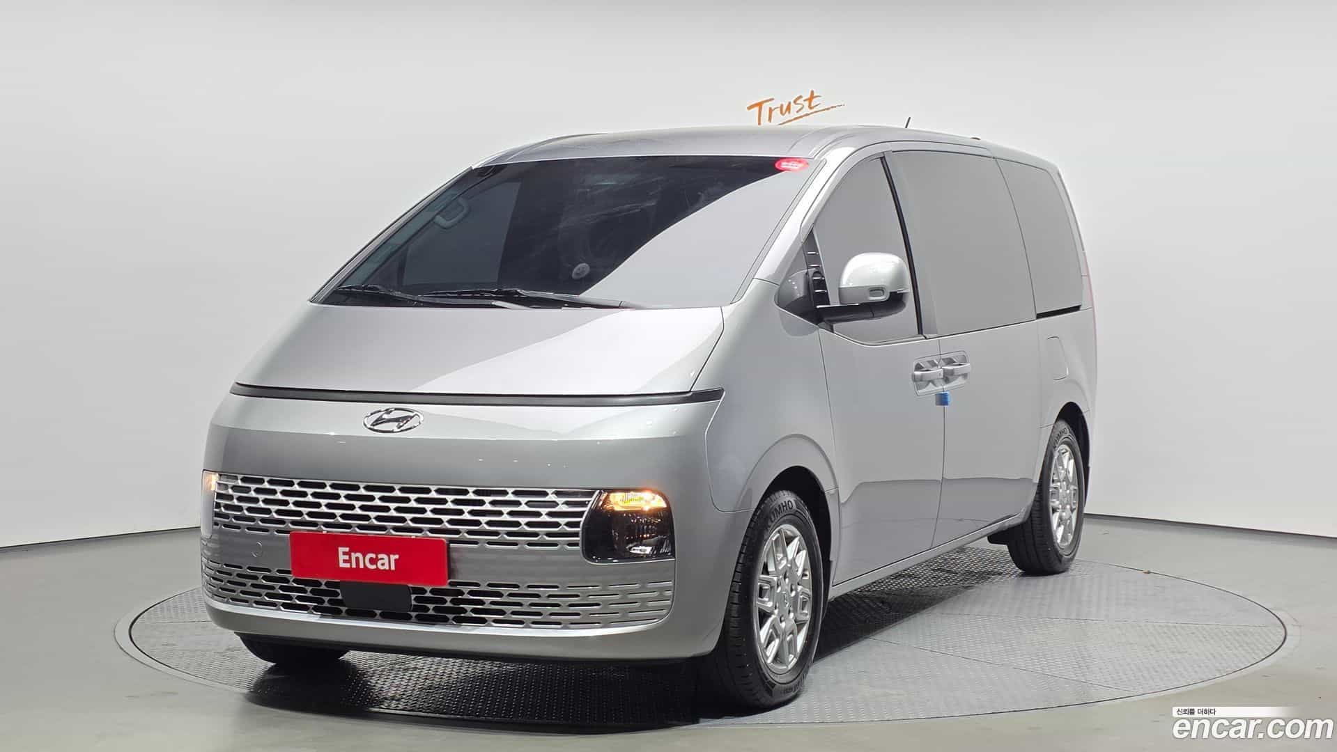 Staria Hyundai 2023.0-OUTER-001
