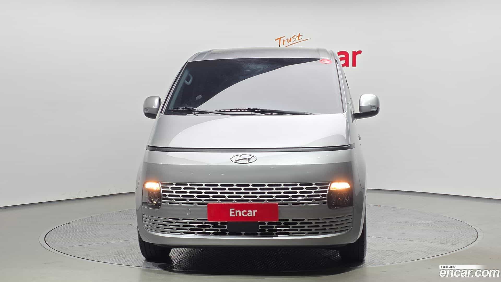 Staria Hyundai 2023.0-OUTER-003