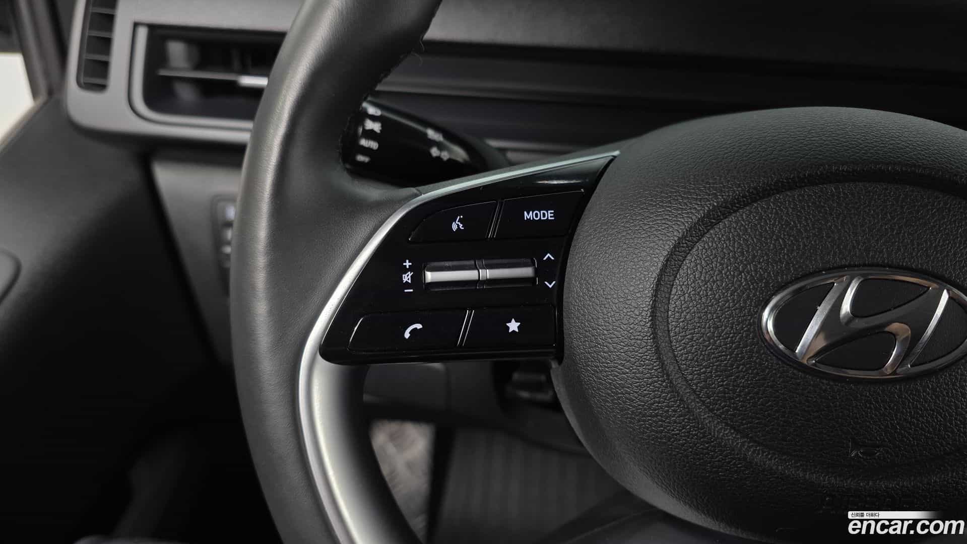 Staria Hyundai 2023.0-OPTION-021