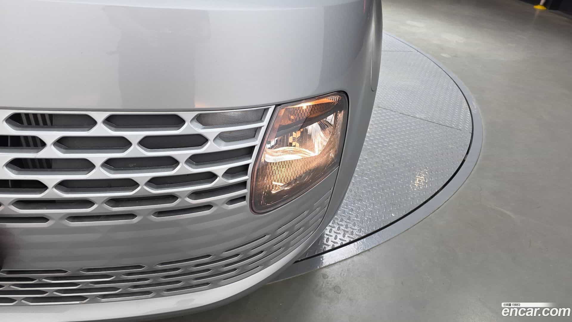Staria Hyundai 2023.0-OUTER-032