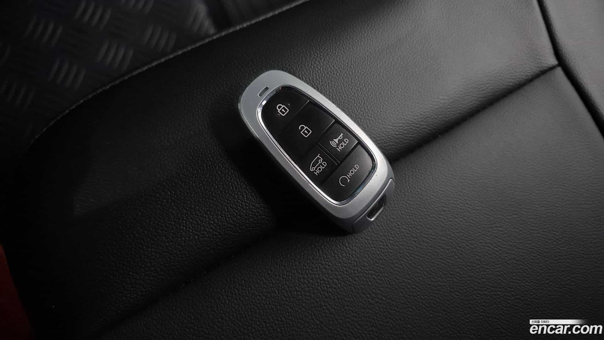 Staria Hyundai 2023.0-OPTION-040