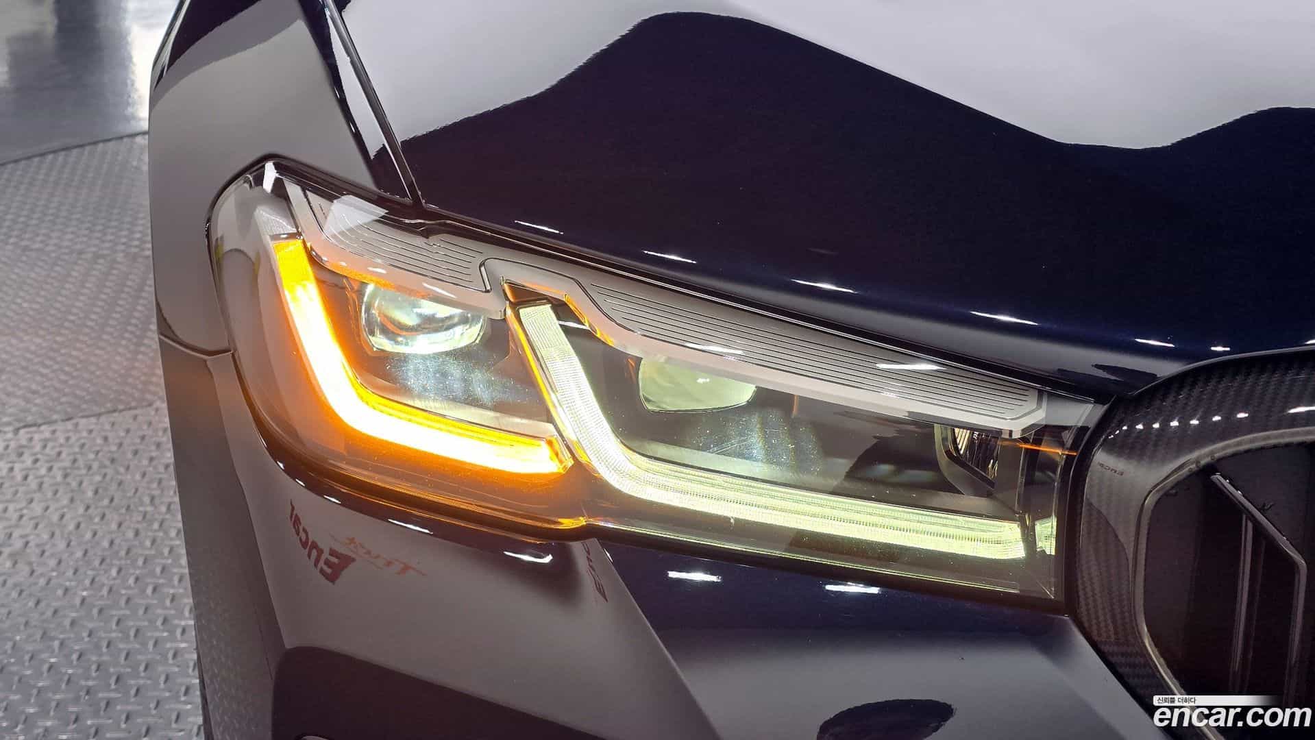 5-Series BMW 2023.7-OUTER-032
