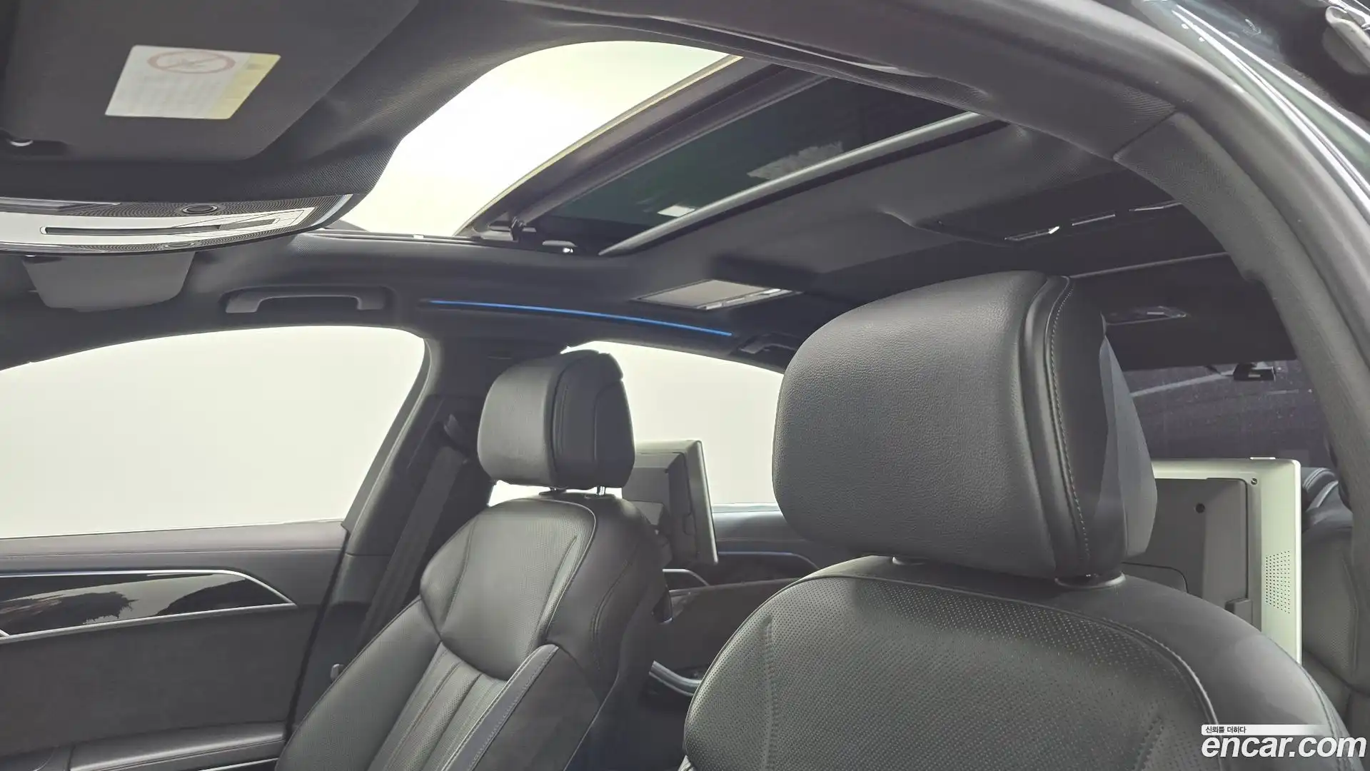 A8 Audi 2019.11-OPTION-019