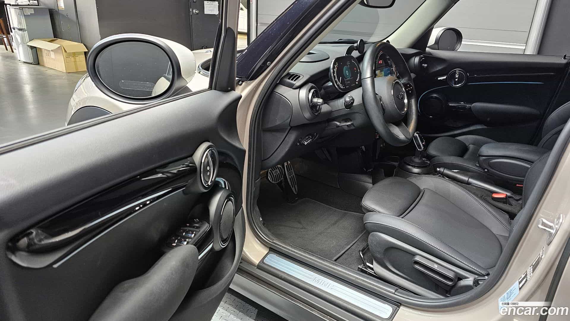 Cooper Mini 2024.2-INNER-010