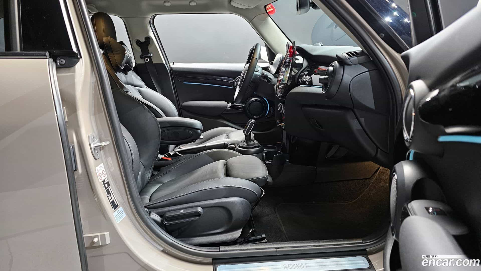 Cooper Mini 2024.2-INNER-036