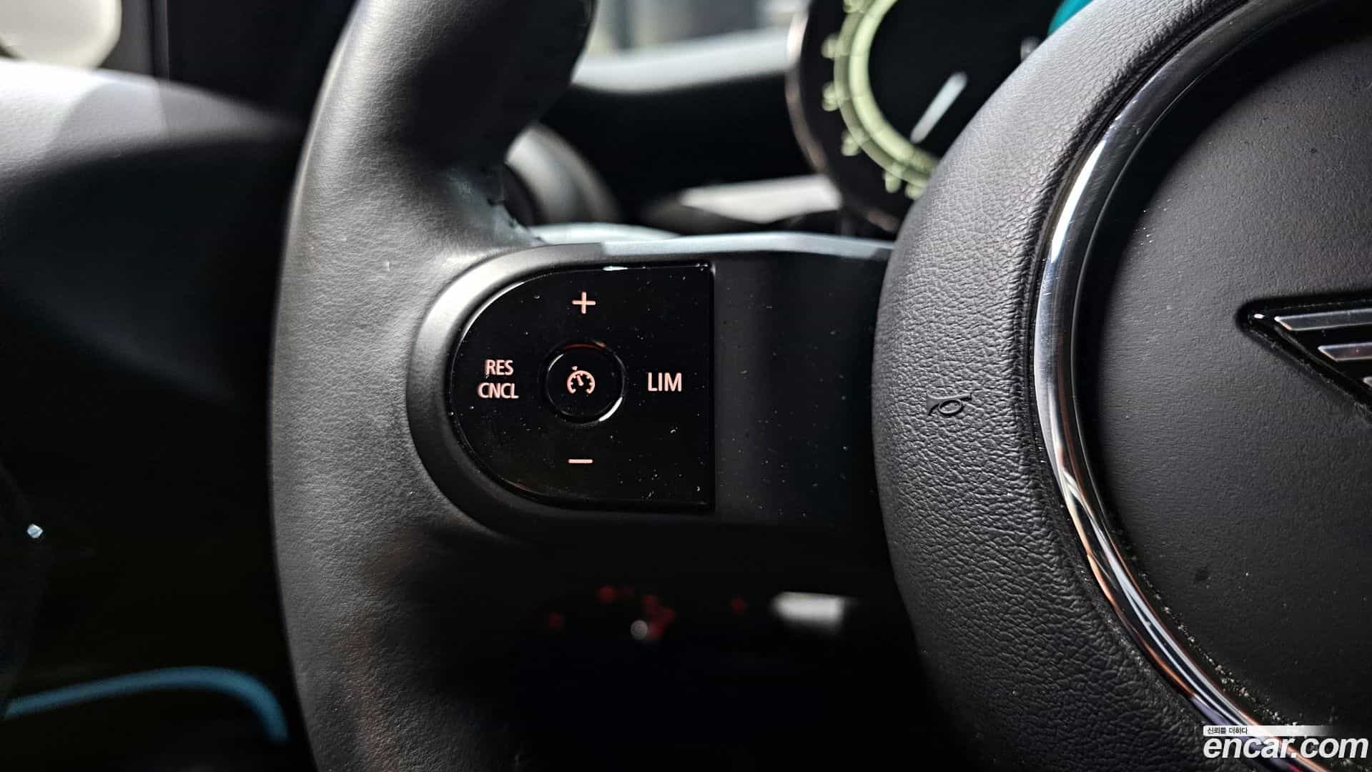 Cooper Mini 2024.2-OPTION-045