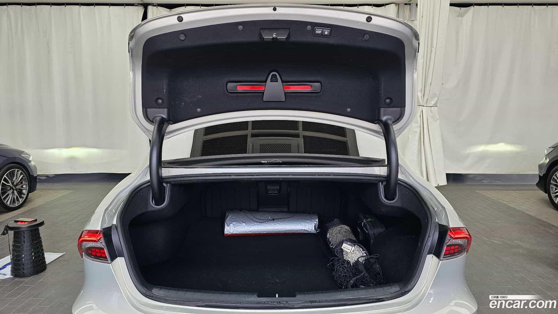 Grandeur Hyundai 2021.3-OPTION-024