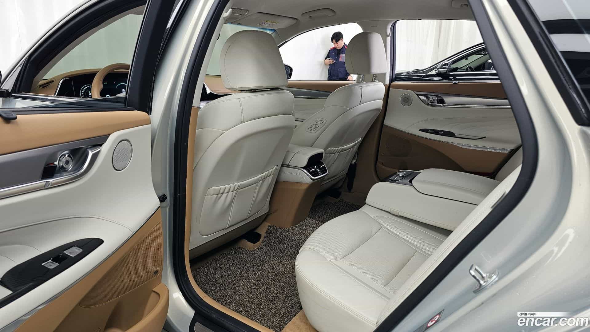 Grandeur Hyundai 2021.3-INNER-036