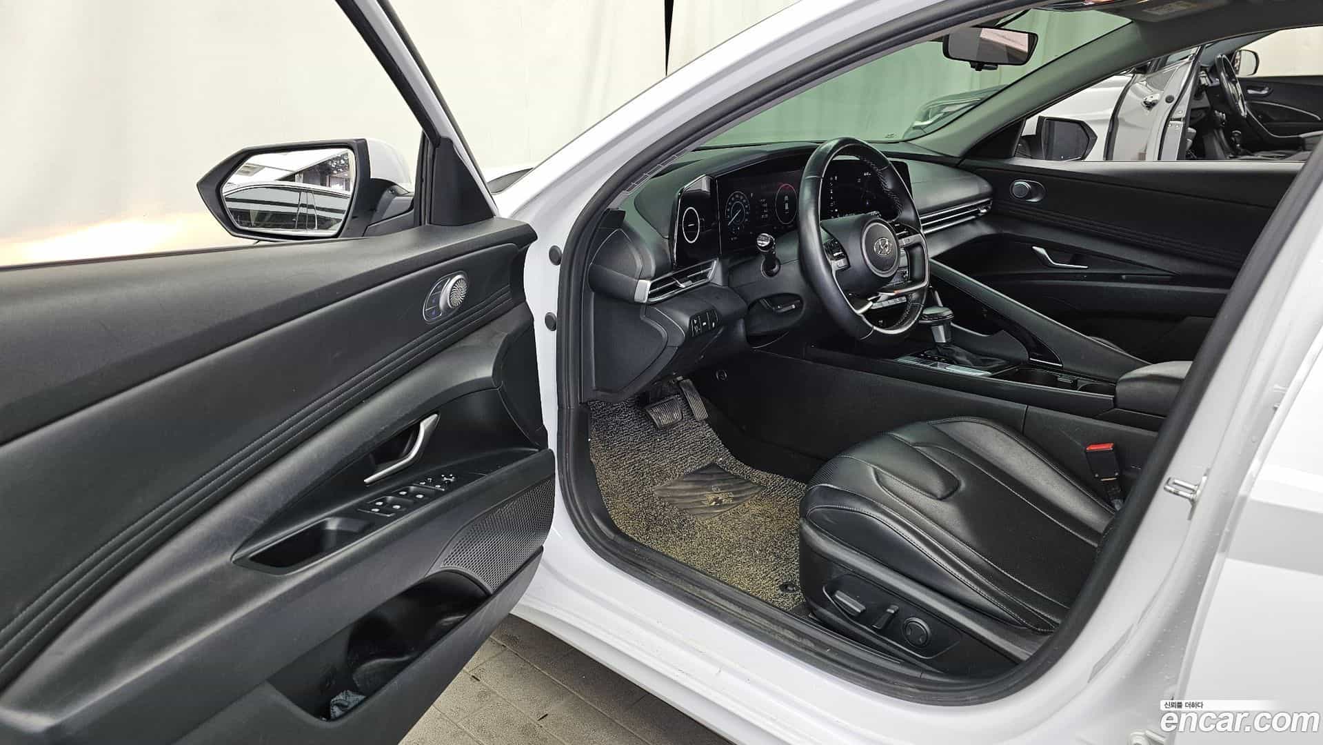 AVANTE Hyundai 2021.4-INNER-010