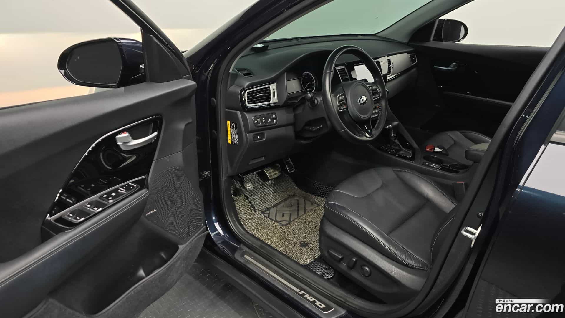 Niro Kia 2016.3-INNER-010
