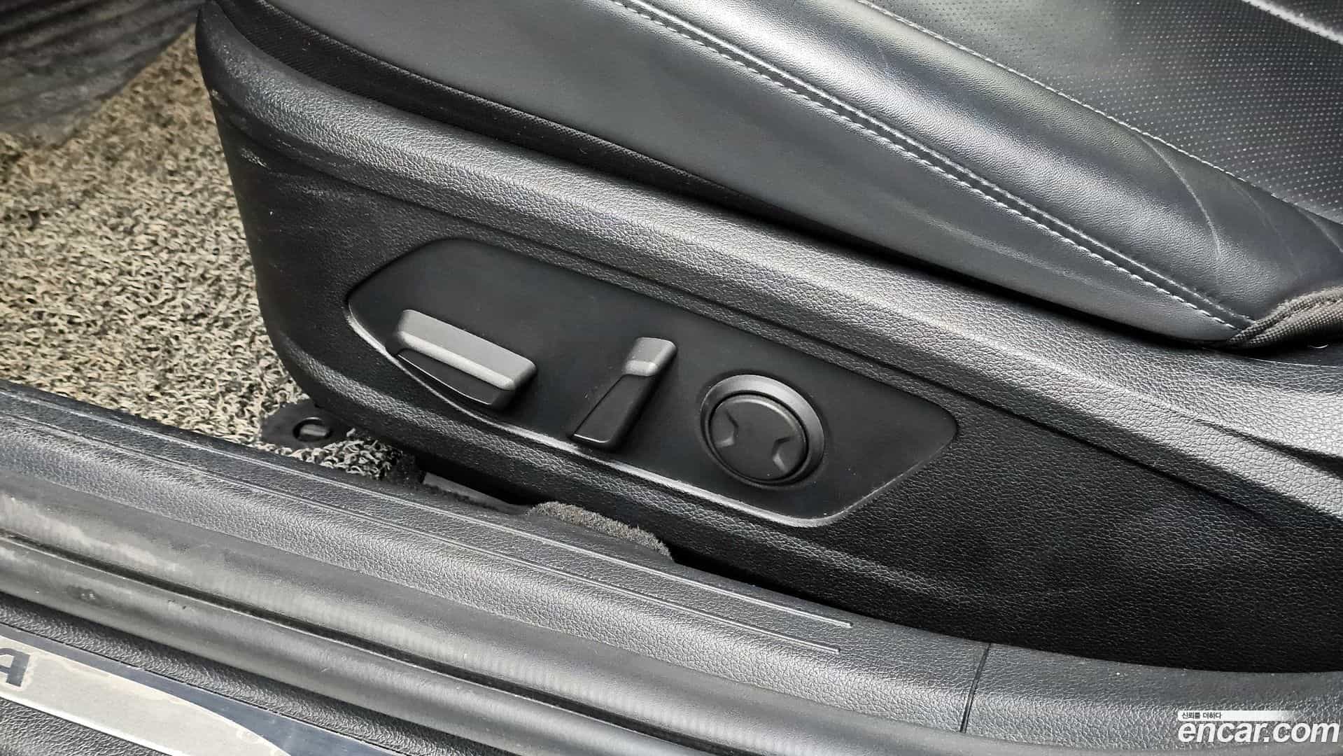 Sonata Hyundai 2020.5-OPTION-044