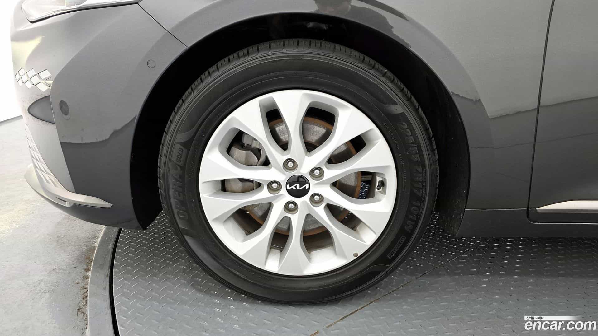 K8 Kia 2023.0-OUTER-005