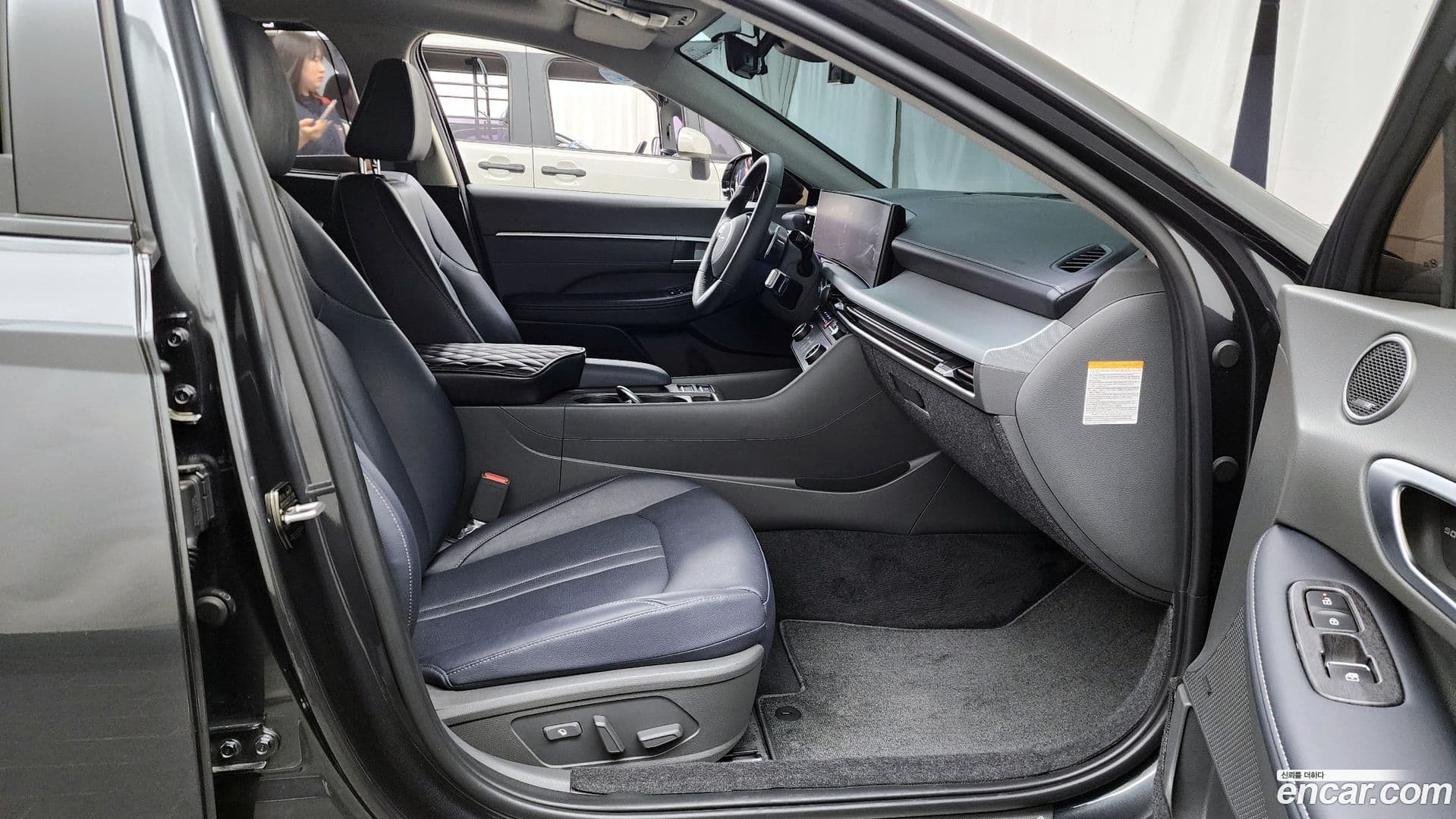 Main__Slider__Photo:Sonata Hyundai 2024.4-10