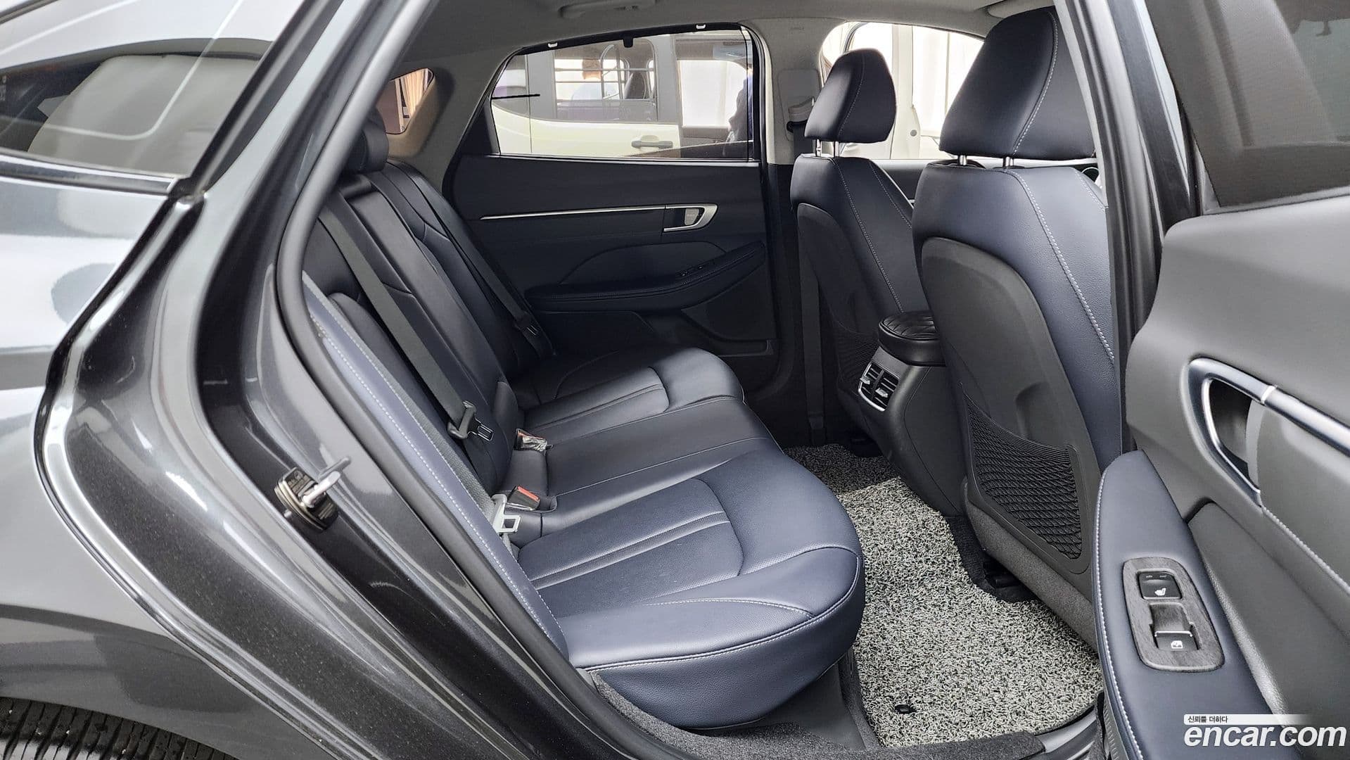Main__Slider__Photo:Sonata Hyundai 2024.4-11