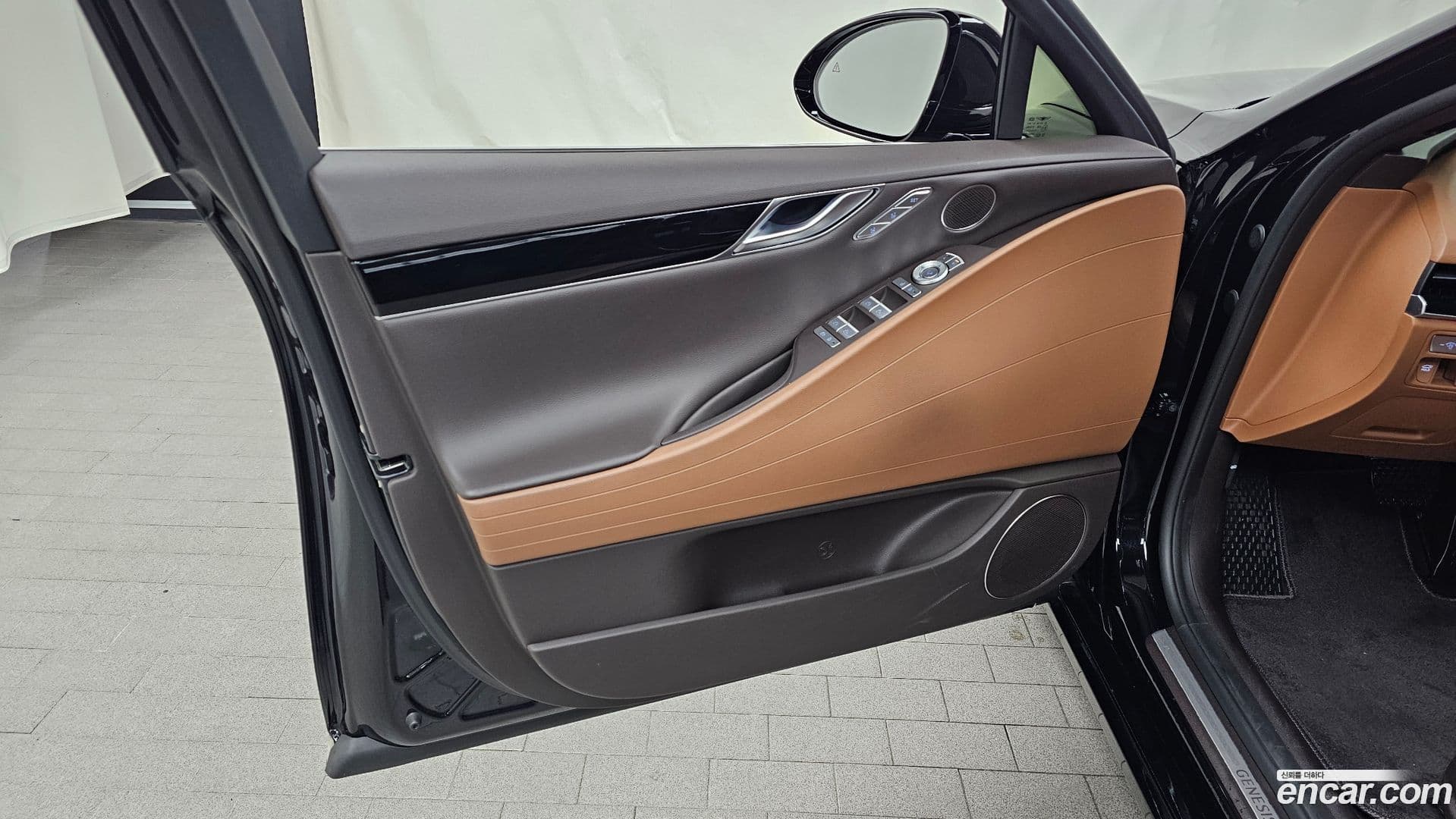 Main__Slider__Photo:G80 Genesis 2024.1-23