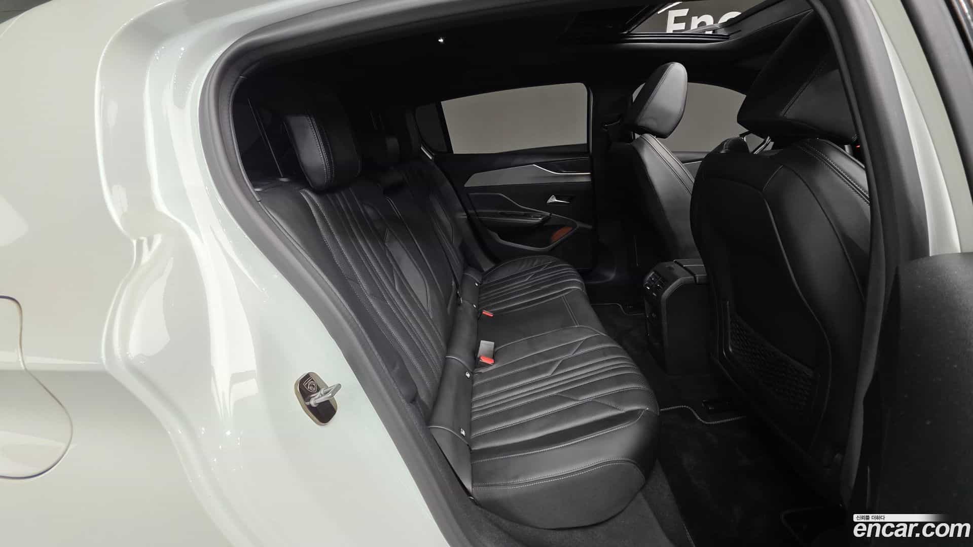 308 Peugeot 2023.11-OPTION-023
