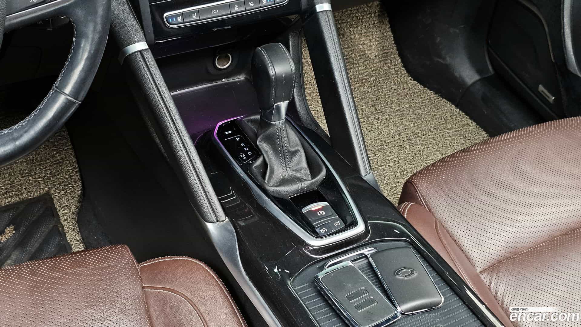 QM6 Renault Korea 2017.1-INNER-009