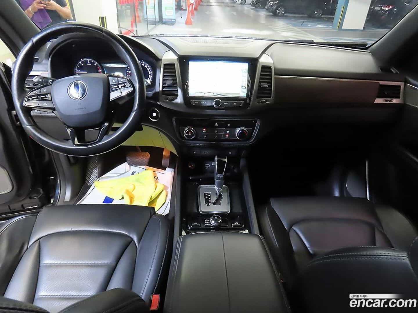 Rexton KG Mobility 2018.5-INNER-010