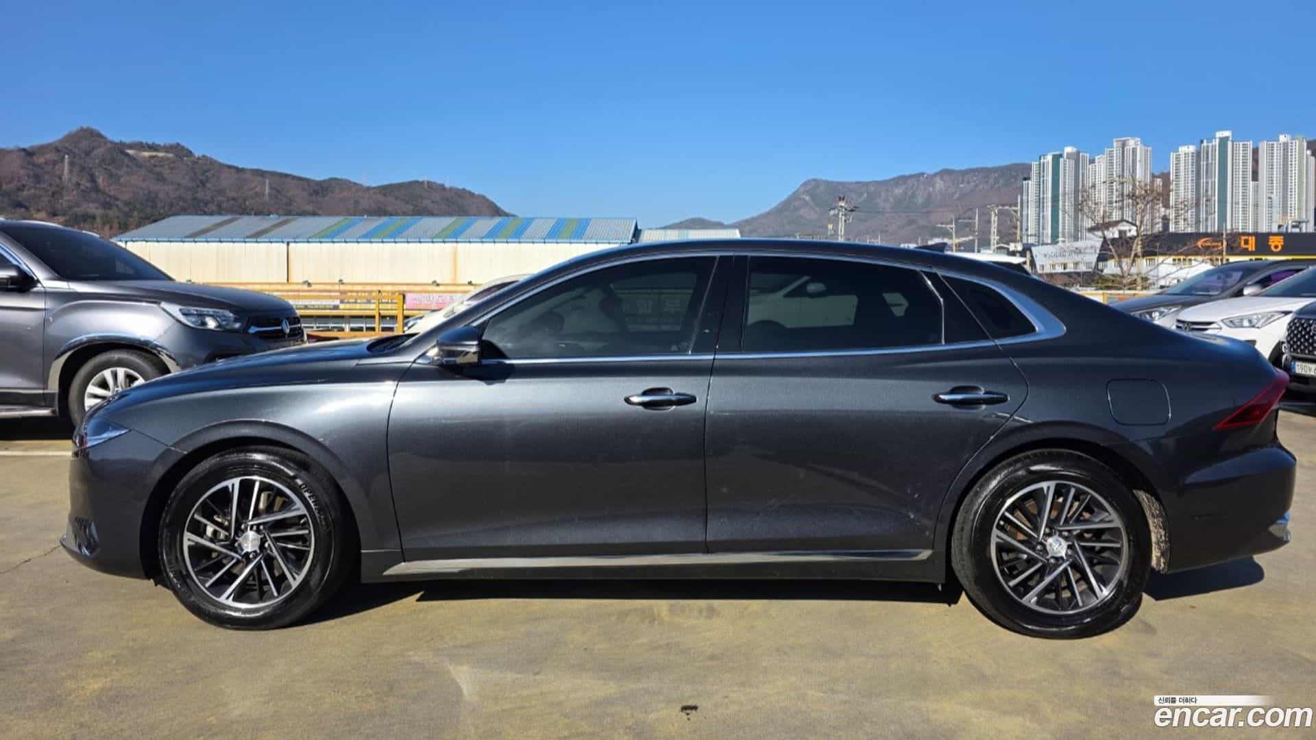Grandeur Hyundai 2021.0-OPTION-021