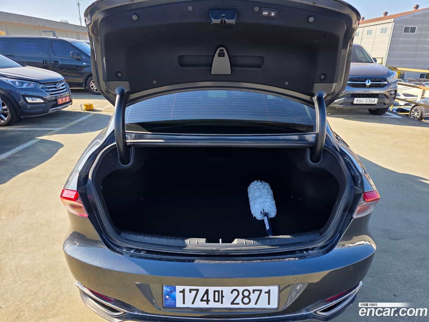 Grandeur Hyundai 2021.0-OPTION-024