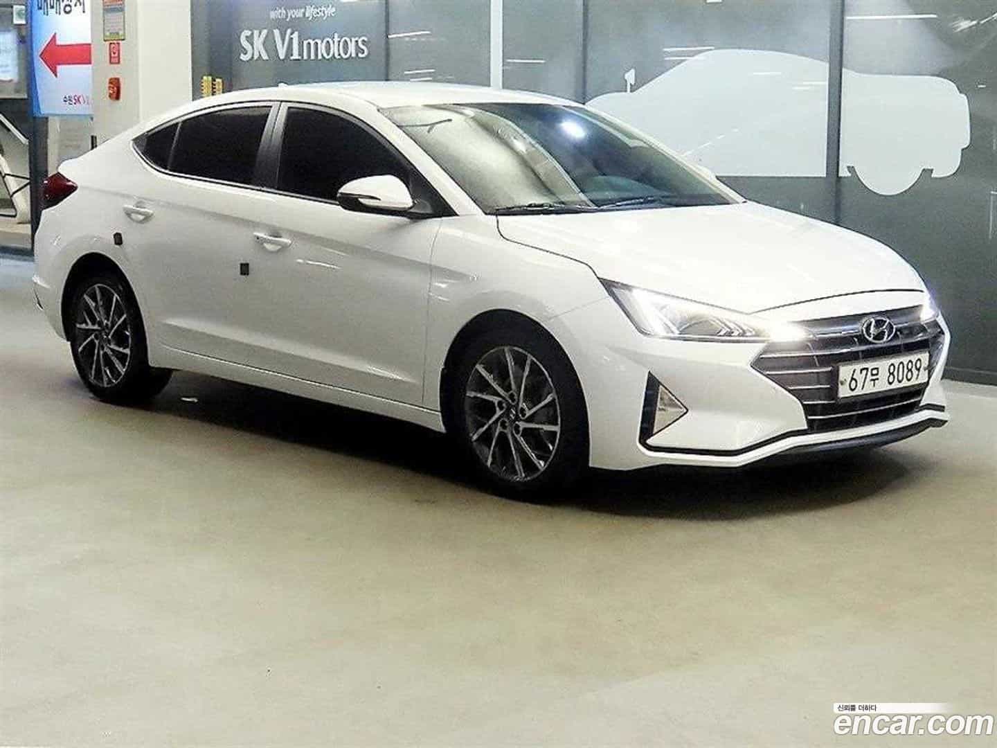 AVANTE Hyundai 2019.7-OUTER-001