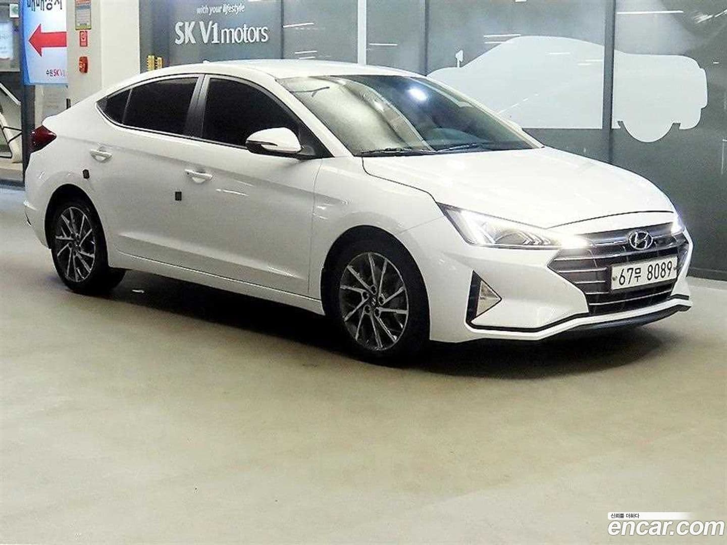 Main__Slider__Photo:AVANTE Hyundai 2019.7-0