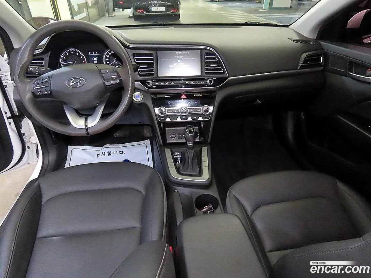 AVANTE Hyundai 2019.7-INNER-010