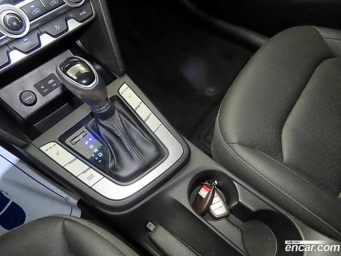 AVANTE Hyundai 2019.7-OPTION-016