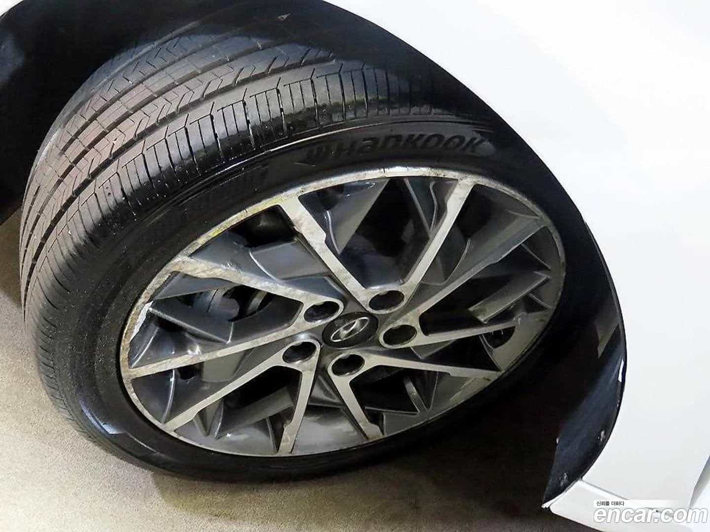 AVANTE Hyundai 2019.7-OPTION-023