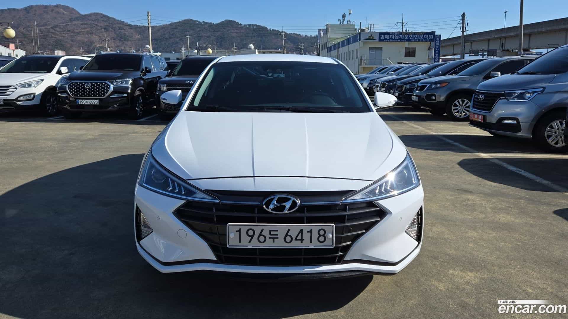 AVANTE Hyundai 2018.11-OUTER-003