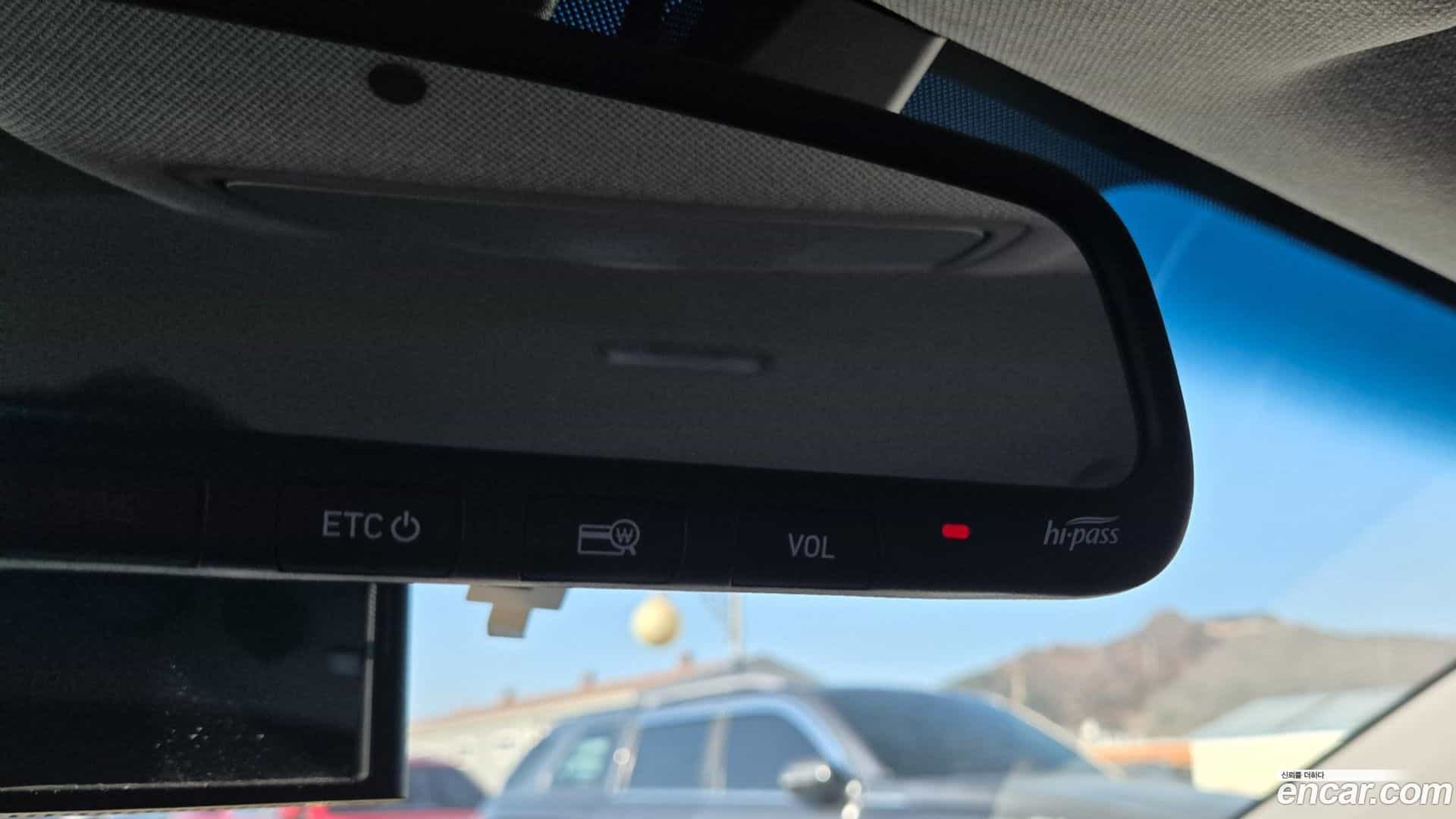 AVANTE Hyundai 2018.11-OPTION-020
